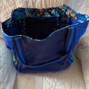 Vera Bradley large canvas tote